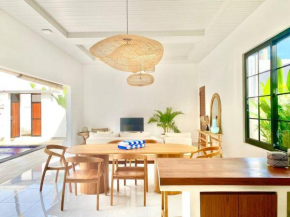 Stylish Digital Nomad Villa with Ensuite Workspaces